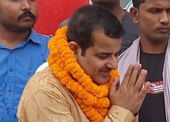 नीरस चुनाव मे किया हेबाक चाही रजनीकांत पाठक सन उम्मीदवार पर चर्चा